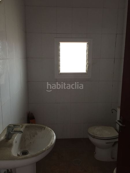 Foto 05a7763d-6096-4477-8d9f-23e155641d79. Rent industrial building in Casco Urbano Adeje