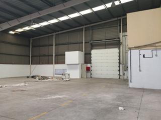 Rent Industrial building in Cho - Parque de la Reina