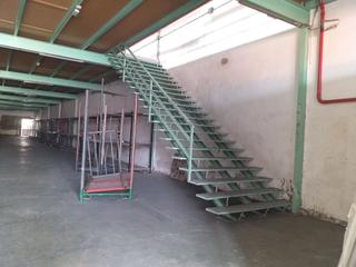 Rent Industrial building in La Cuesta - Finca España. Se alquila nave industrial, bien ubicada y con buena rodadura.