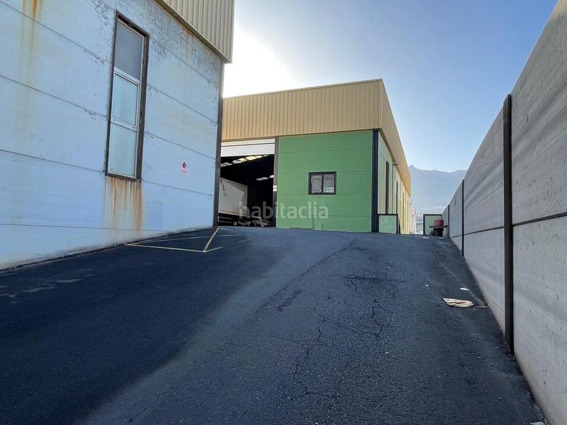 Foto 9ff932e1-18ee-43e2-87e4-ac9e9dd89c61. Rent industrial building in Arafo
