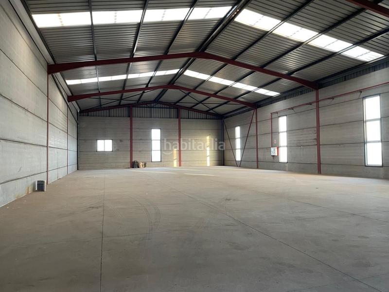 Foto ca4bcb52-b2db-424c-80fa-52df5b880fbb. Rent industrial building in Arafo