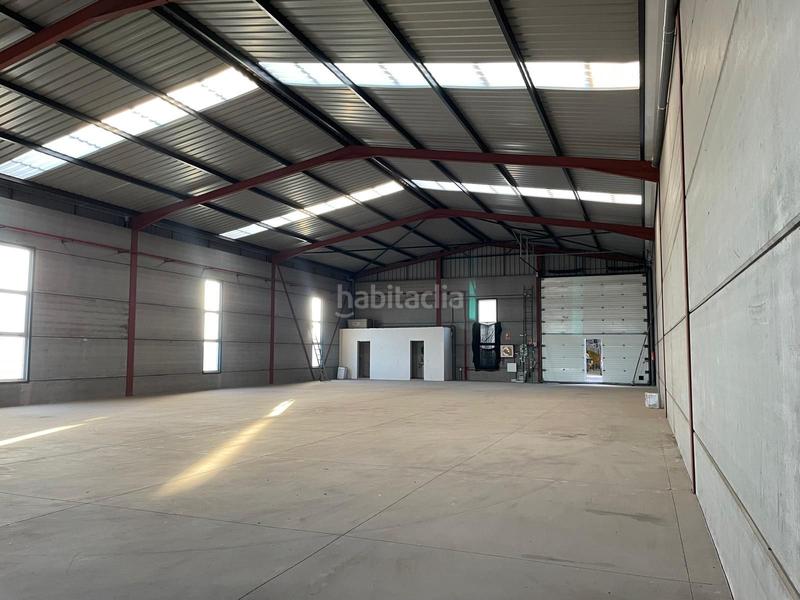 Foto cddcac6b-1c89-4b34-898c-696bb8d0927c. Rent industrial building in Arafo