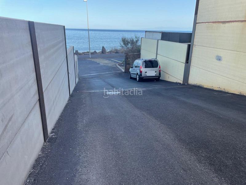 Foto f70f56e4-0063-4d9a-8d09-d04b61058097. Rent industrial building in Arafo