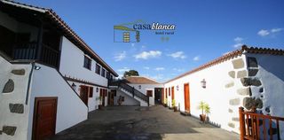 Building in Icod El Alto. Finca hotel rural casablanca