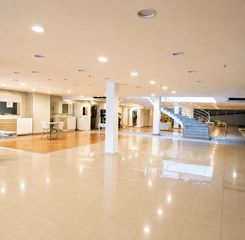 Lloguer Local Comercial a La Perdoma - San Antonio - Benijos. Local comercial en alquiler, con una ubicación estratégica con e