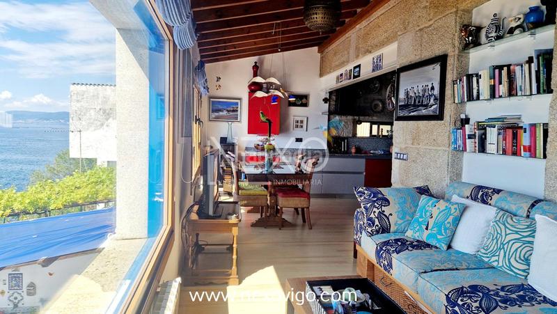 Foto 52423e72-470d-4217-9840-138627bf6ecc. Casa chalet con vistas en loureiro, en Bueu