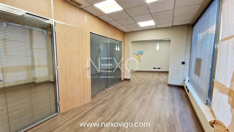Foto 1a65fdd9-d118-4de4-bfdb-a7615eac167e. Local comercial a Coiro Cangas