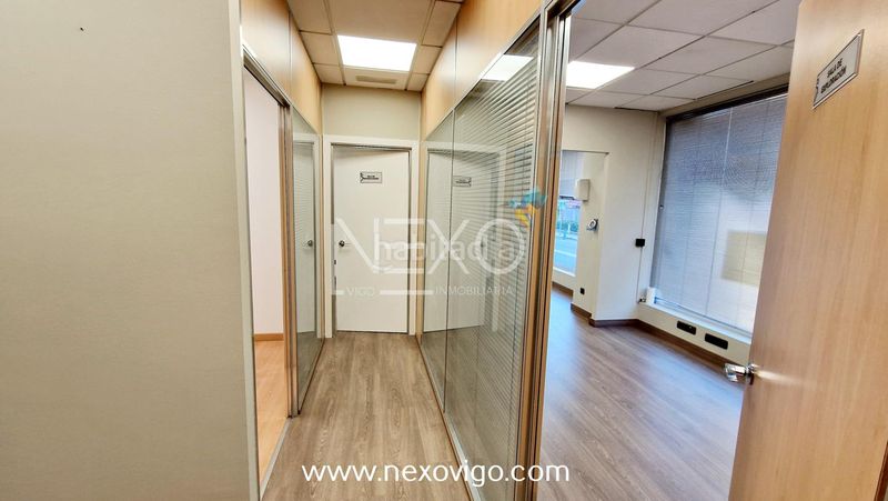 Foto 51695688-82fa-4396-86ea-eaa8ecb7a665. Local comercial a Coiro Cangas