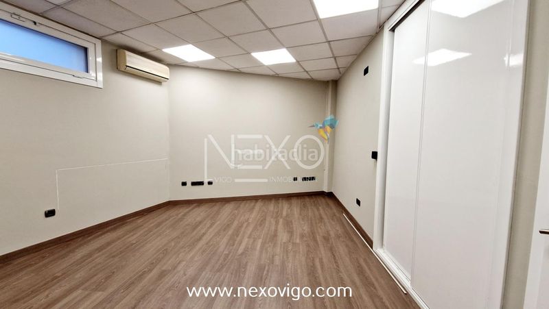 Foto a9a77c8e-a689-45df-bb04-a8739da01164. Local comercial a Coiro Cangas