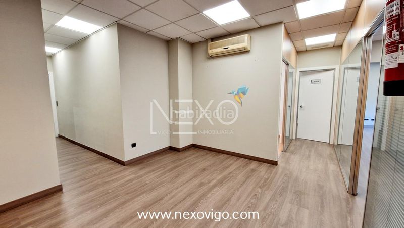 Foto d82ac821-9202-434d-a2cf-0d5e8e9750eb. Local comercial a Coiro Cangas