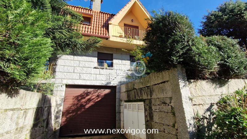 Foto aea2d910-920b-44c4-99d9-a618084b2a14. Haus mit parking in Lavadores Vigo
