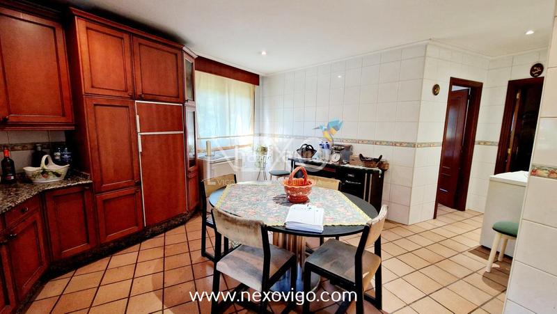 Foto aefe8af6-4955-4a75-8926-45886e04ecbe. Haus mit parking in Lavadores Vigo