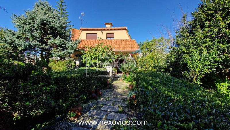 Foto f6289e1f-6c91-4bc8-ab6d-b67d885371a4. Haus mit parking in Lavadores Vigo
