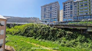 Pis  Travesa das escolas pblicas. Apartamento en el centro de vigo. todo exterior