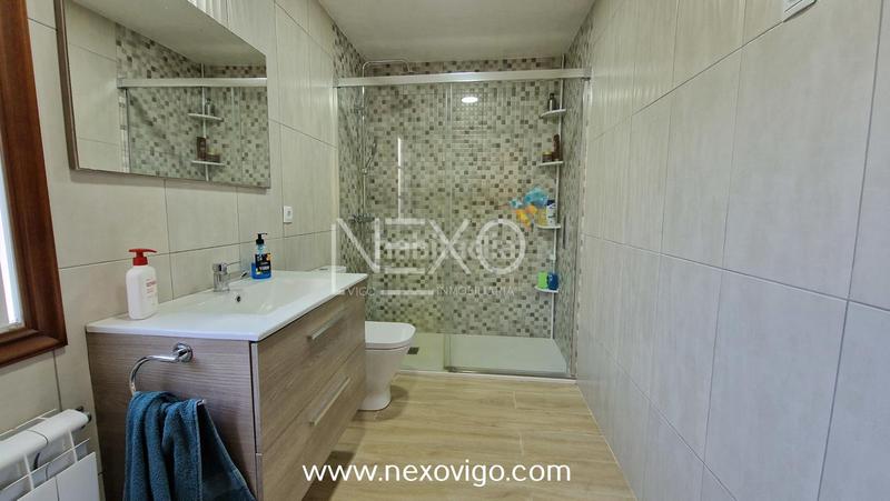 Foto 11bf56fe-32fc-46d1-9fe8-ef27ceec4408. Haus mit heizung parking pool in Aldán Cangas