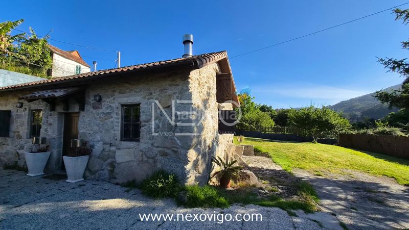 Foto 6aed99c9-d74f-4dff-8be7-eeab9ef575eb. Casa amb aparcament a Moaña