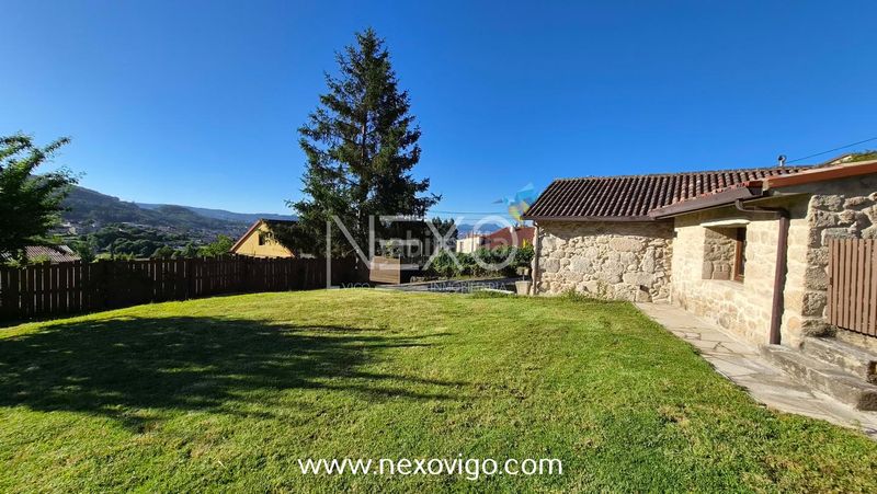 Foto 6ba545ac-6a0a-4339-a2f7-4f2f731c921e. Casa amb aparcament a Moaña