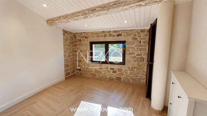 Foto beebb591-2d5f-49c1-a385-10a46c47aa90. Casa amb aparcament a Moaña