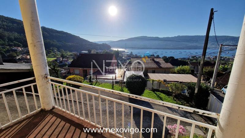 Foto 0cbd1c4e-f15d-4bf0-af01-5b2322eb4b40. Haus mit parking in Moaña