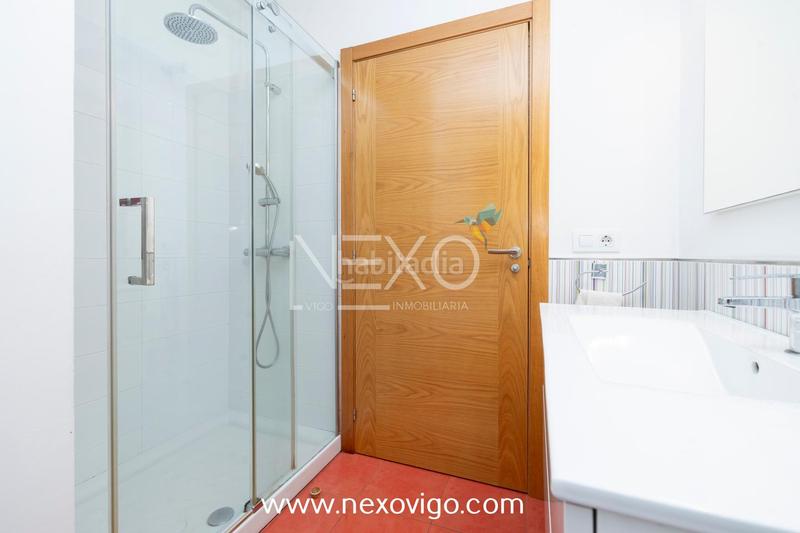 Foto a704283b-7e33-4ef9-8ce2-c7608bf07dab. Casa amb calefacció aparcament a Valadares - Beade Vigo