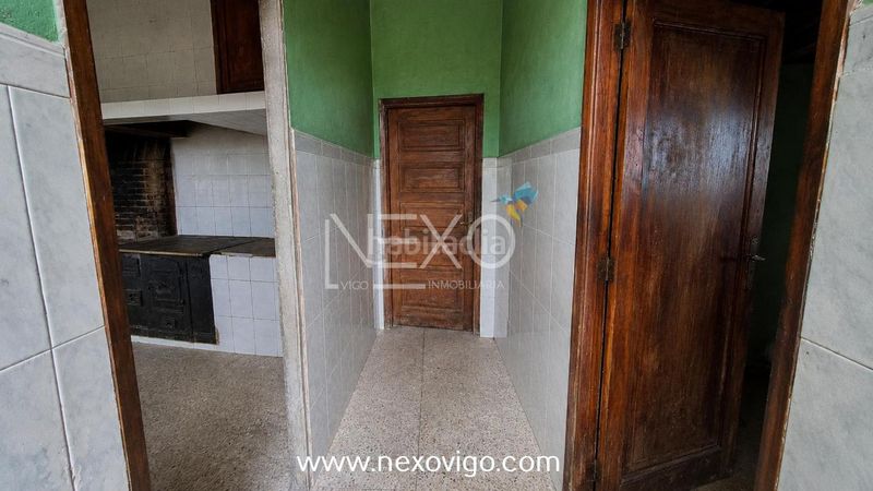 Foto d619f02a-6ff0-425b-9bf8-308b15070d96. Casa amb aparcament a Marín