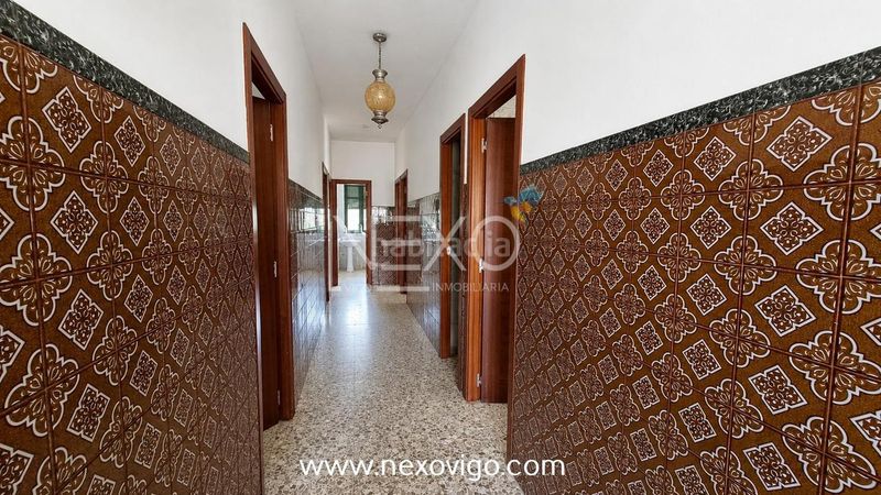Foto f18091dc-76eb-4288-a4ee-1db51c41b0af. Casa amb aparcament a Marín