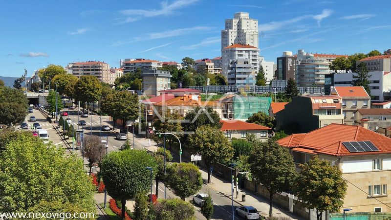 Foto f2814bdb-8a53-472f-9c80-032187aa669a. Pis a O Castro Vigo