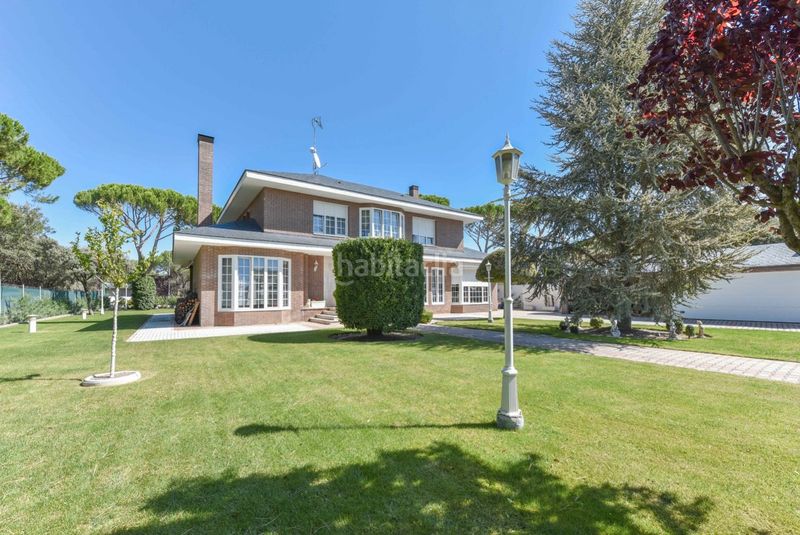 Foto 53b5ef7c-3032-4073-bcd9-bd349f6f36c7. Chalet in urbanización el montico 598 in Tordesillas
