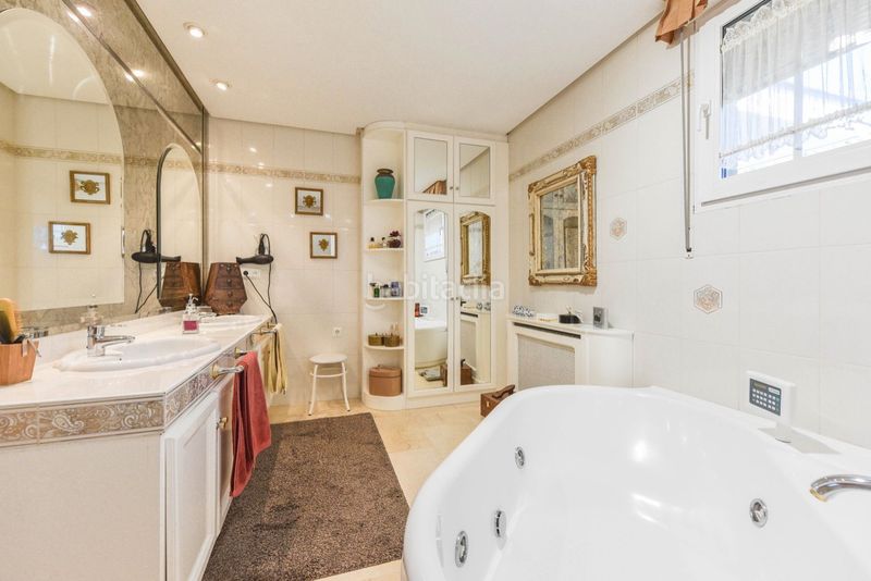 Foto 5bd835c1-49c2-4e6a-9f63-1492a398d4bd. Chalet in urbanización el montico 598 in Tordesillas