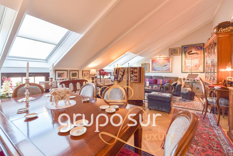 Foto 03a0a94b-3820-4069-bc1b-cfc1fae15103. Dachwohnung in calle regalado 11 in Centro Valladolid