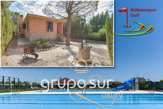 Xalet a Calle cubera 7. Bonito chalet independiente con piscinas y zonas comunitarias en