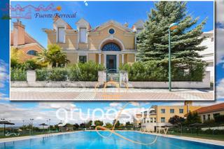 Xalet a Calle de la fuente del berrocal 1. Exclusivo chalet de lujo con piscina privada cubierta y zonas co