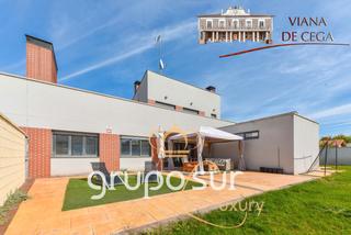 Xalet a Cl-600 11. Exclusivo chalet pareado en pleno centro urbano de viana de cega