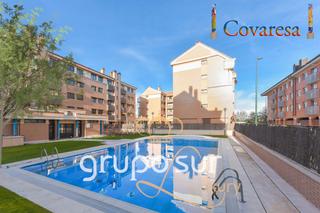 tic en Calle ribera del carrin 3. Exclusivo tico recientemente reformado con piscina y zonas comu