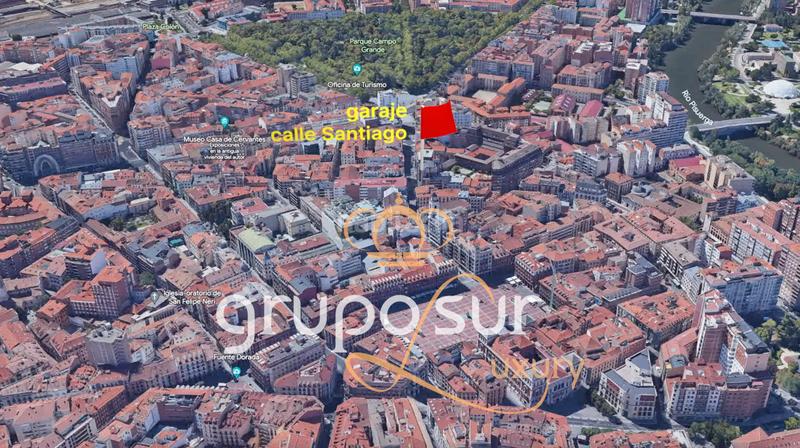 Foto b7257829-11aa-4db0-8905-0e39f7ca23bd. Aparcament cotxe a calle de santiago 14 a Centro Valladolid