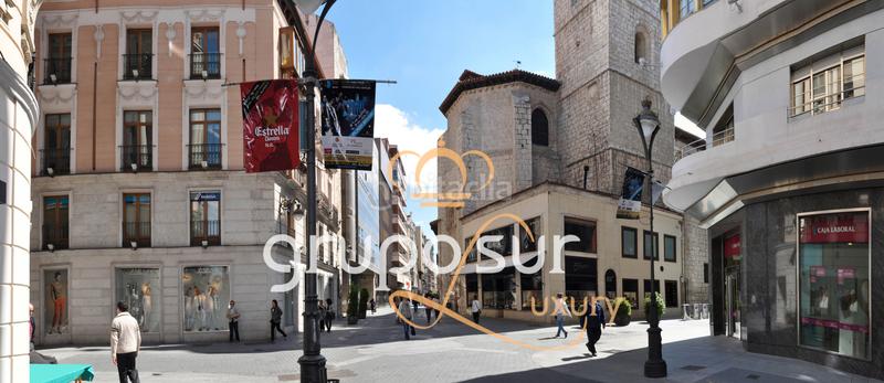 Foto e47533db-3899-4531-8974-b2860fb67c09. Aparcament cotxe a calle de santiago 14 a Centro Valladolid