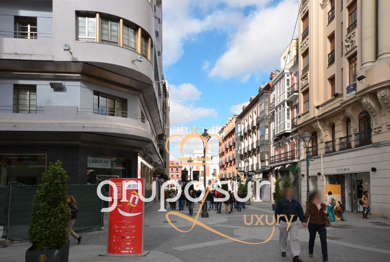 Foto fc1c1d41-2e65-4d42-b7fc-b072d38dcf89. Aparcament cotxe a calle de santiago 14 a Centro Valladolid