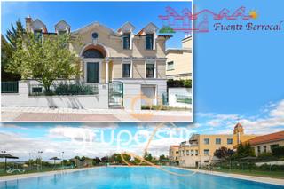 Xalet a Calle de la fuente del berrocal 1. Exclusivo chalet de lujo con piscinas y zonas comunitarias en la