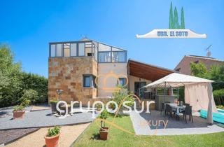 Chalet en Lugar sud 12 1. Exclusivo chalet construido en  2010, en la urbanización el soto