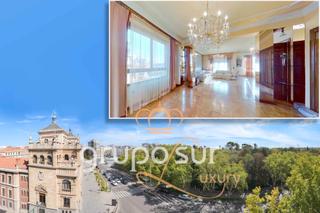 Pis en Paseo de zorrilla 42. Magnfico piso en el comienzo del paseo zorrilla, junto a la aca