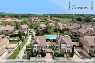 Xalet a Calle eduardo garcía benito 7. Impresionante chalet de lujo independiente en la mejor zona resi