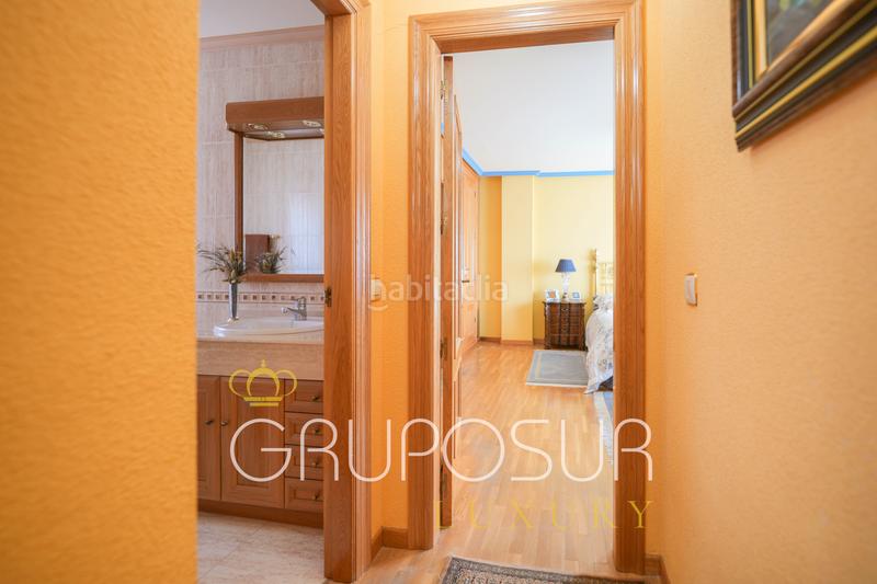 Foto 1bc59495-3f0d-440a-8d33-3d5708afe644. Chalet in calle avellano 1 in Simancas