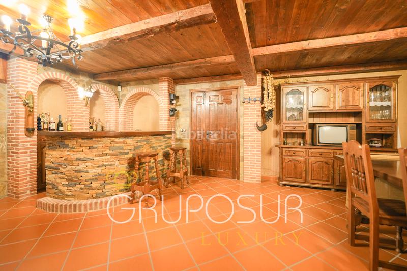 Foto 4ba0b630-7cc4-45b5-b5fd-baabc494df0d. Chalet in calle avellano 1 in Simancas