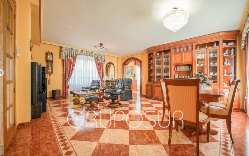 Foto 4cf4dbf0-394f-44ce-9dc2-0505743ea28c. Chalet in calle avellano 1 in Simancas