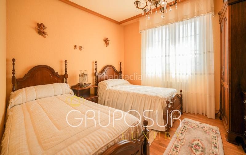 Foto 50c5234b-80ab-4597-9652-5bb832b0d4e2. Chalet in calle avellano 1 in Simancas