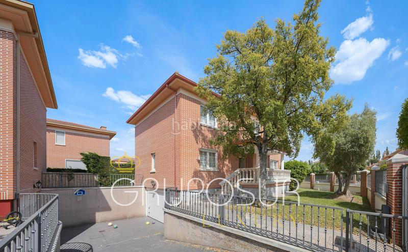 Foto 754f0d51-9326-4d9f-85b0-a35c255e286f. Chalet in calle avellano 1 in Simancas