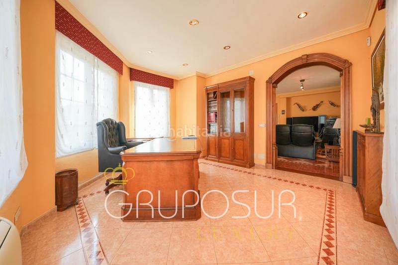 Foto b87a8e86-d563-44a7-8cb5-bd2260ffa69a. Chalet in calle avellano 1 in Simancas