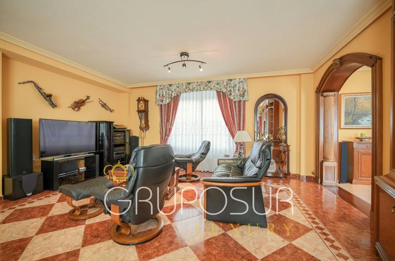 Foto e9489dab-843d-4a93-b8d0-9284c26a7a5c. Chalet in calle avellano 1 in Simancas