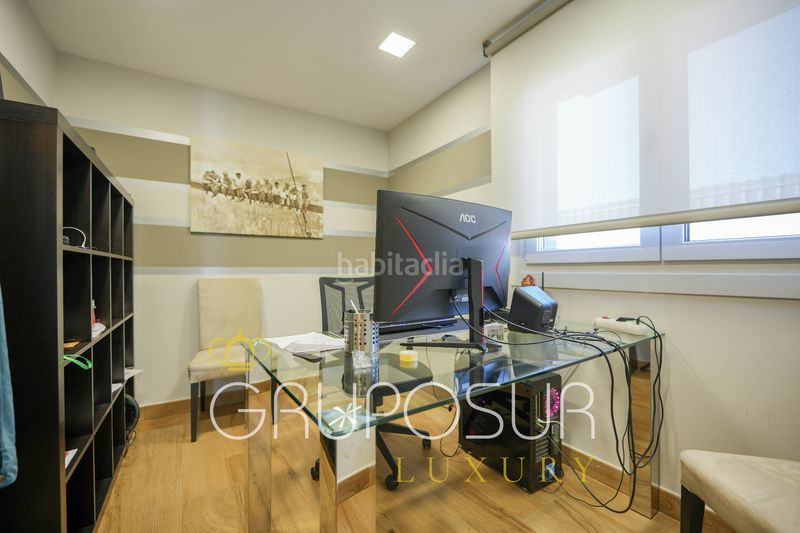 Foto 2f3d5bbe-7279-46e5-9217-679c09b3d05d. Chalet in calle madroño 1 in Extrarradio Valladolid