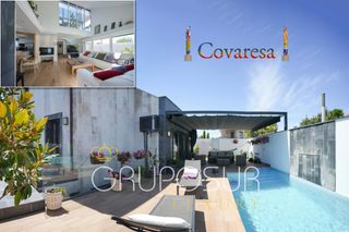 Chalet en Calle madroño 1. Extraordinario chalet de lujo con ascensor y piscina climatizada